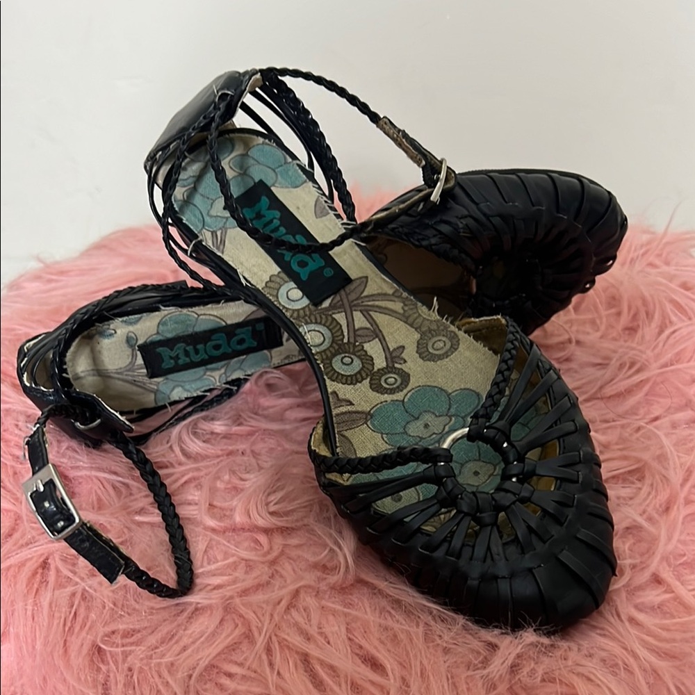 Mudd Black T-Strap Sandals with Woven Design